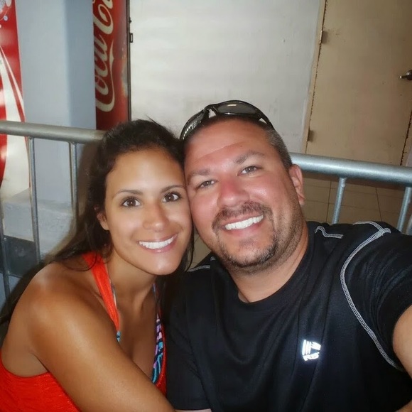 Meet your Posher, Cecilia - Picture 1 of 1